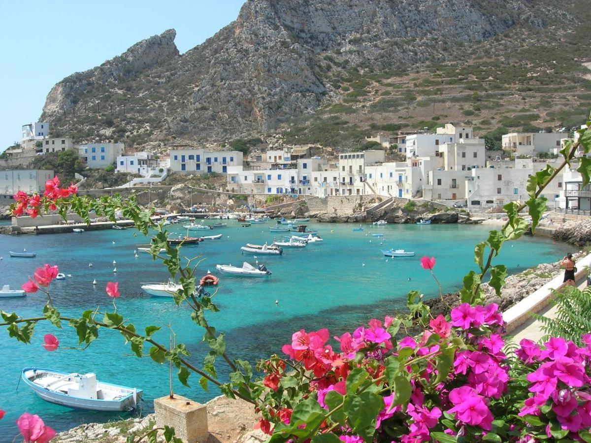 La Stanza Vicino Al Mare , Una Camera Da Letto E Bagno Con Balcone Vista Mare Apartment Balestrate Exterior photo