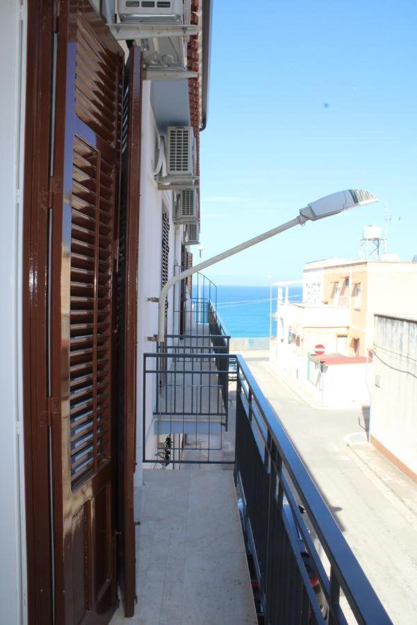 La Stanza Vicino Al Mare , Una Camera Da Letto E Bagno Con Balcone Vista Mare Apartment Balestrate Exterior photo